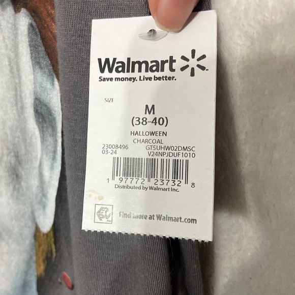 Halloween Men's Graphic Tee with Short Sleeves, Sizes M - Picture 7 of 7